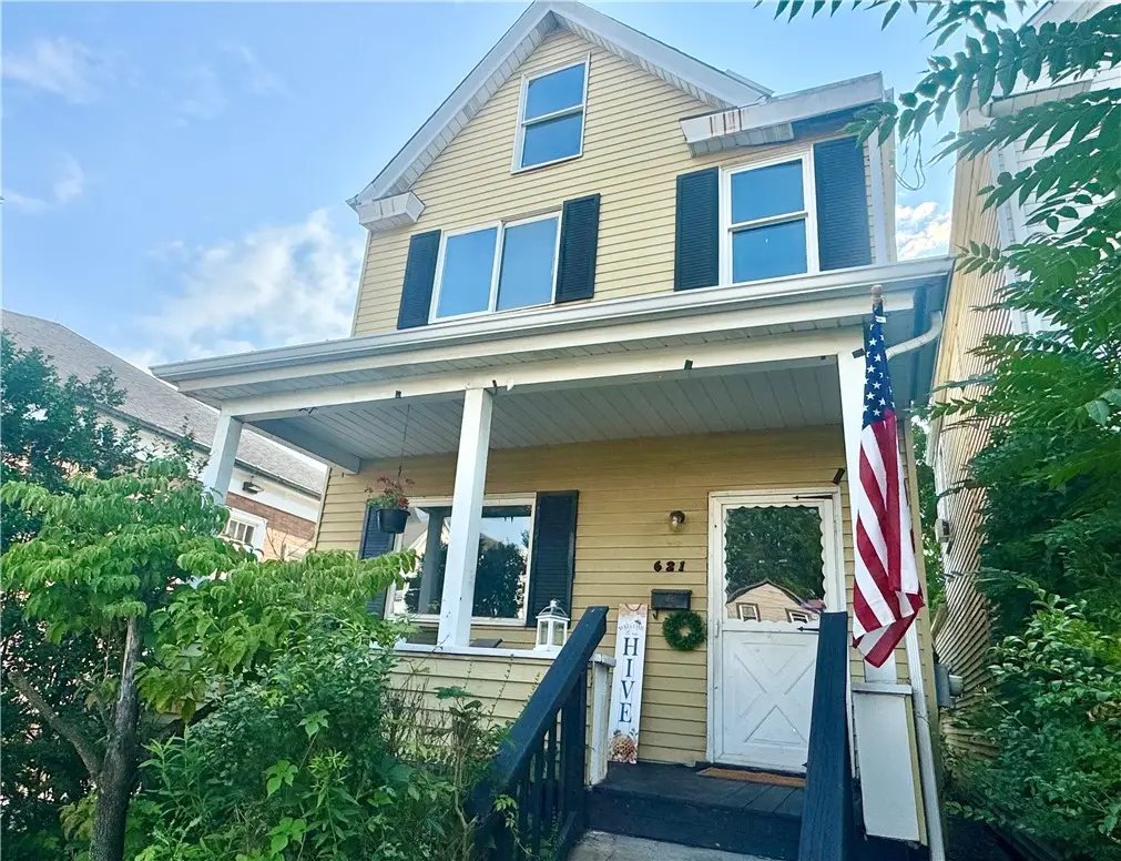621 5th Ave, New Kensington, PA 15058 - #1