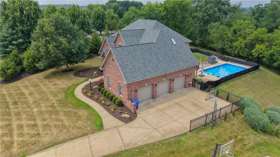 2 Presidential Ln, Valencia, PA 16059 - #2