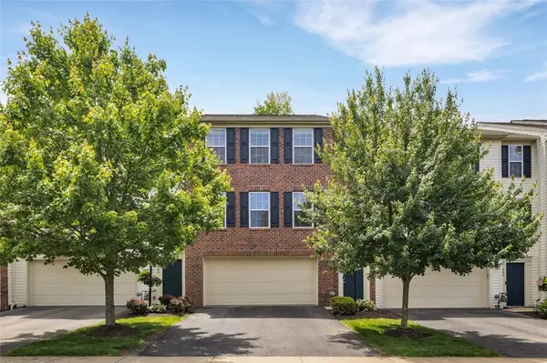 284 Broadstone Dr, Mars, PA 16046