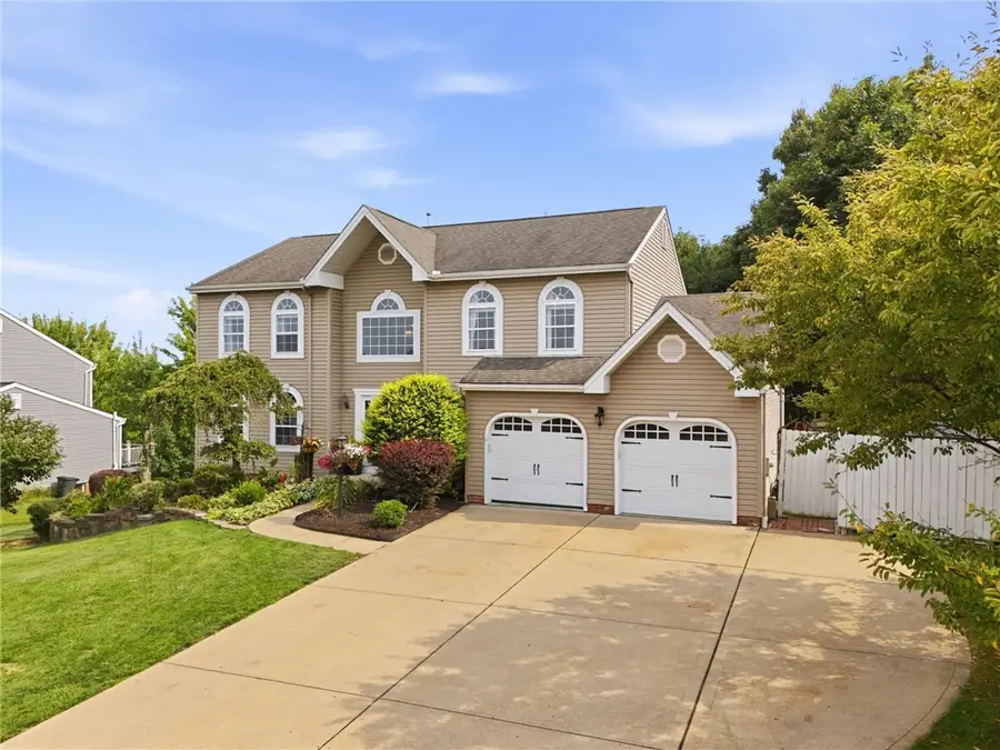 4074 Valleyvue Dr, Gibsonia, PA 15044 - #2