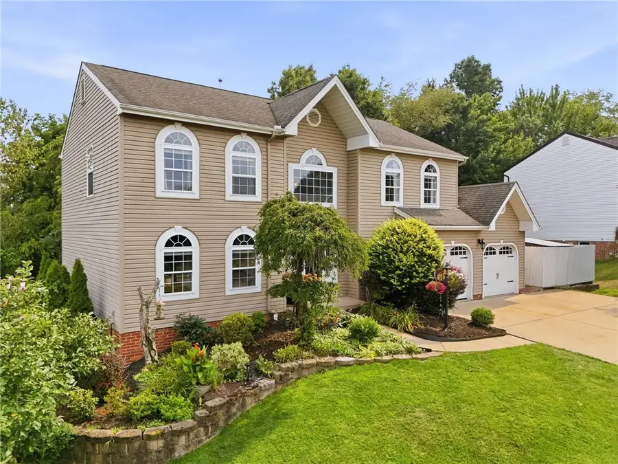 4074 Valleyvue Dr, Gibsonia, PA 15044 - #3