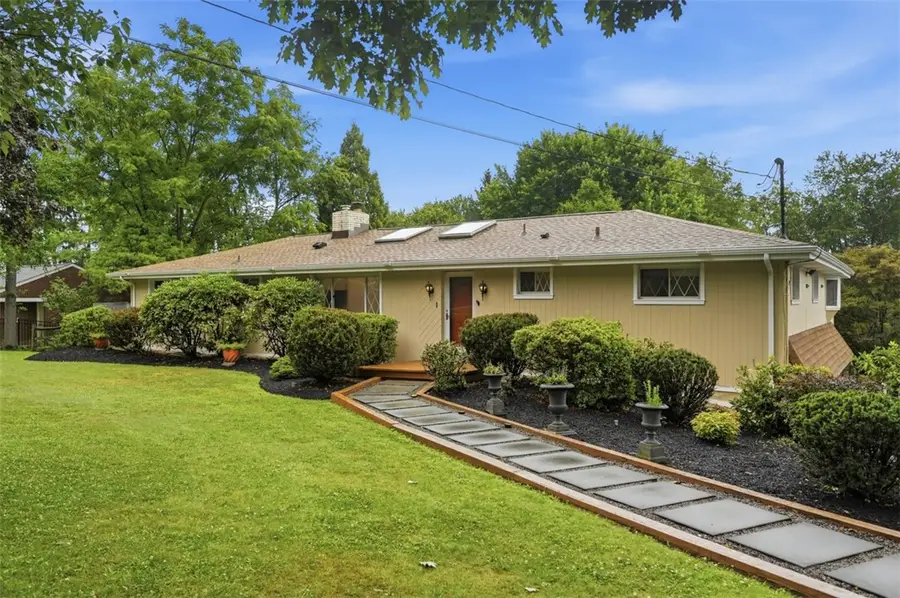 2156 Reis Run Rd, Pittsburgh, PA 15237 - #2