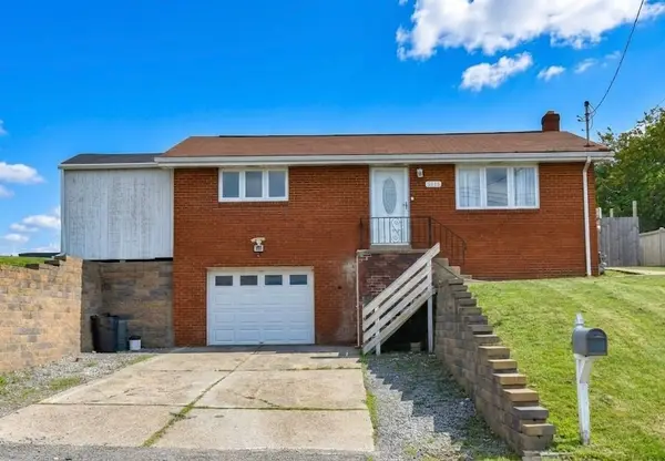 3018 Mount Troy Rd, Pittsburgh, PA 15212