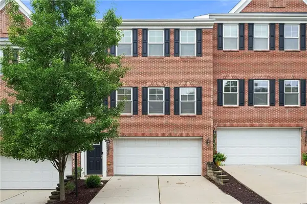 868 Highpointe Circle, Pittsburgh, PA 15220