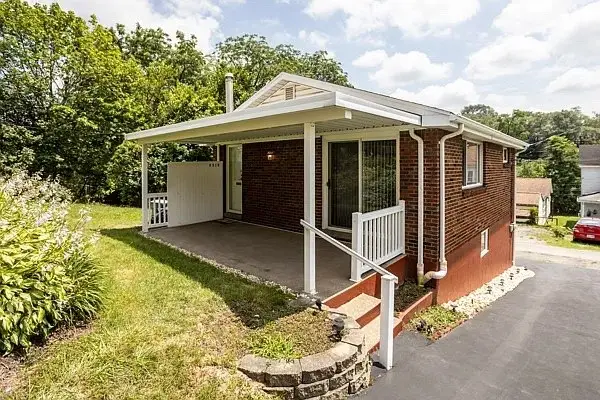 851 Florence, East McKeesport, PA 15035 - #2