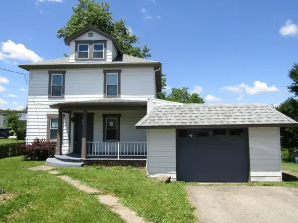 913 Locust Ave, Washington, PA 15301