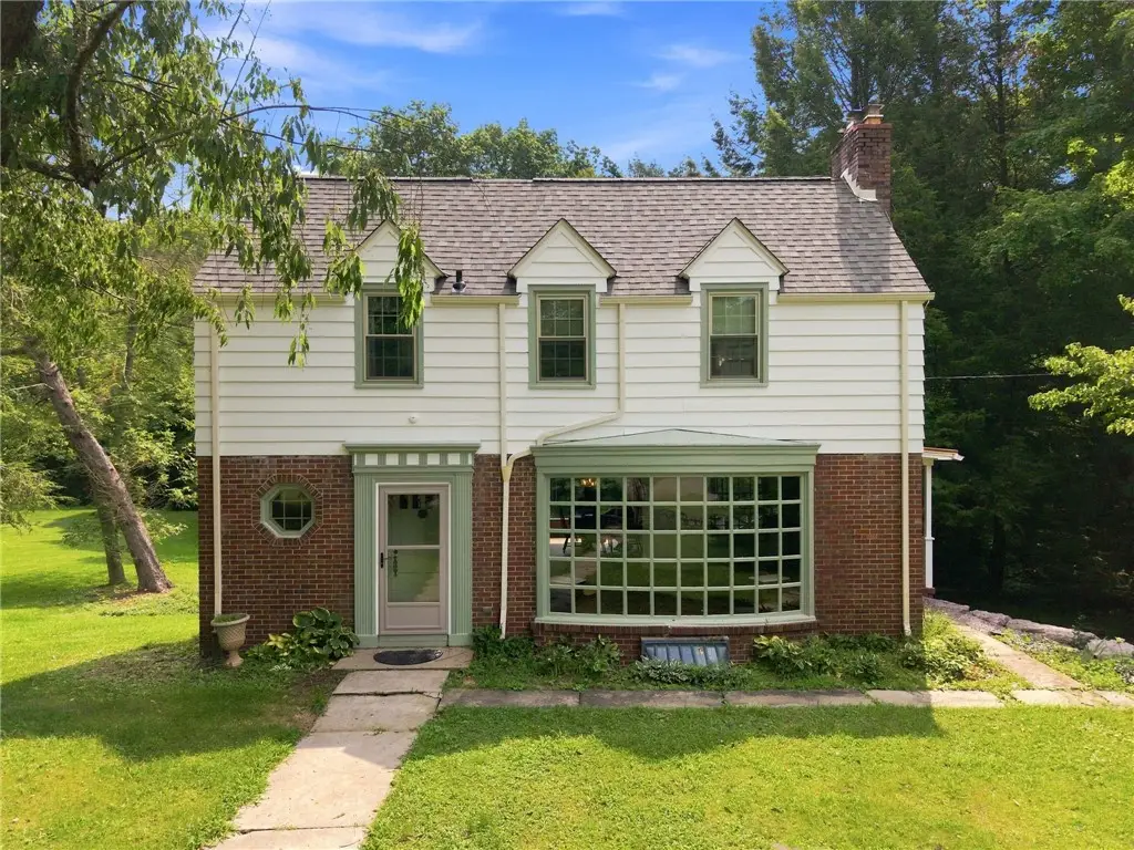 105 Dock Hollow Rd, Freeport, PA 16229 - #1