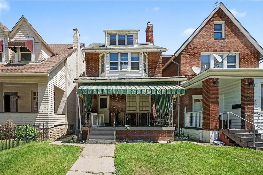 912 Franklin Ave, Aliquippa, PA 15001 - #1