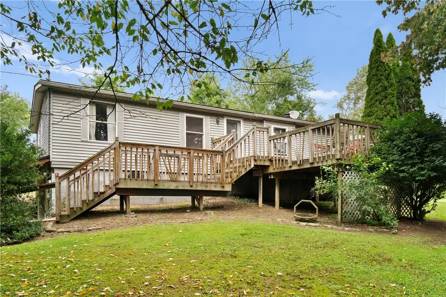 136 Bassett Rd, Clinton, PA 15026 - #2