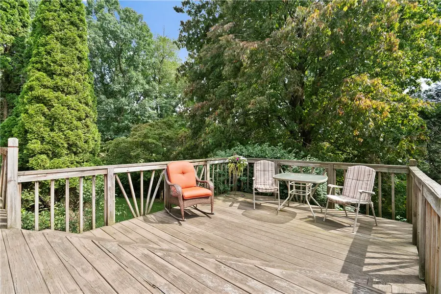 136 Bassett Rd, Clinton, PA 15026 - #3