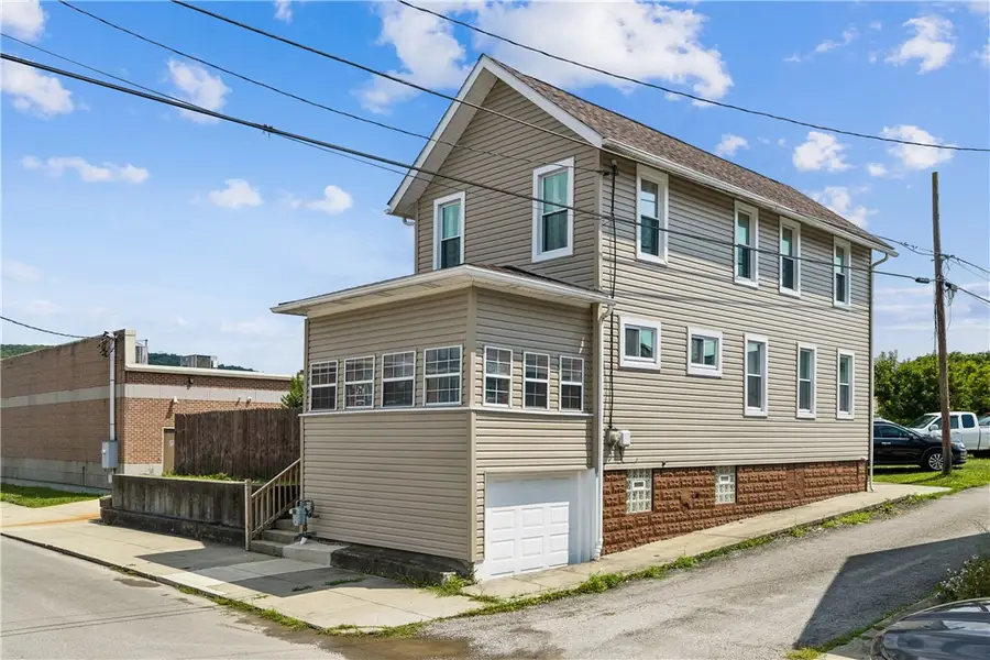 713 19th Street, Beaver Falls, PA 15010 - #2