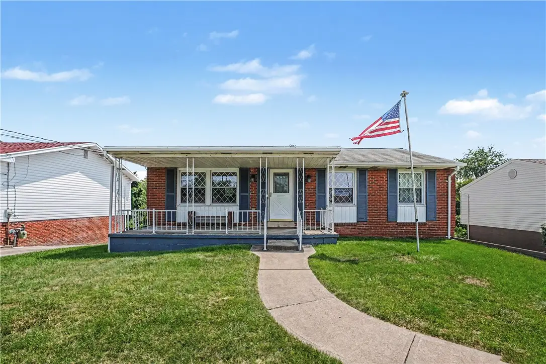 411 Palomino Dr, Oakdale, PA 15071 - #1
