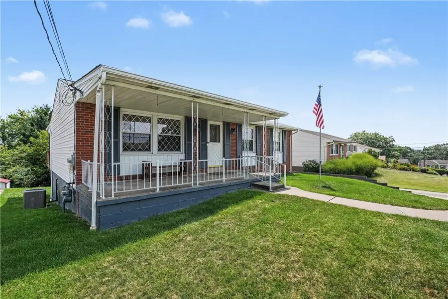 411 Palomino Dr, Oakdale, PA 15071 - #2