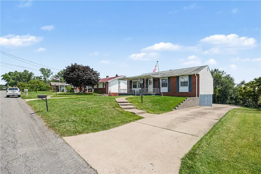 411 Palomino Dr, Oakdale, PA 15071 - #3