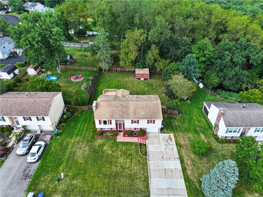 213 Brookston Dr, Cranberry, PA 16066 - #3