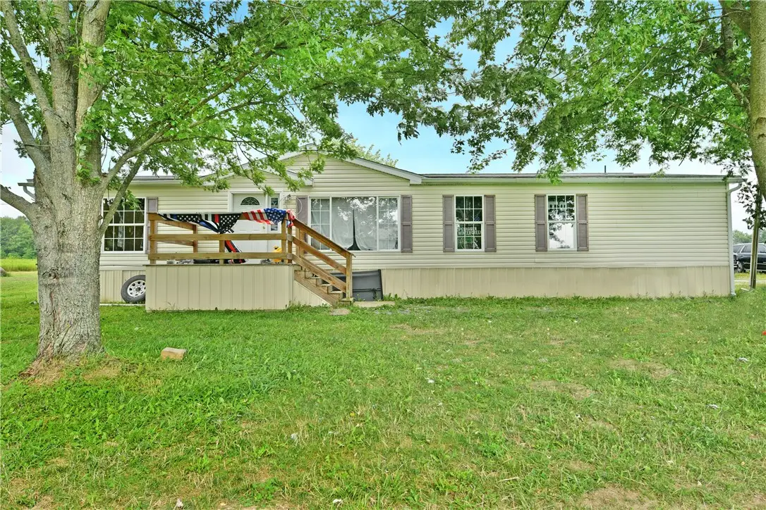 1952 Perry Hwy, Fredonia, PA 16124 - #1