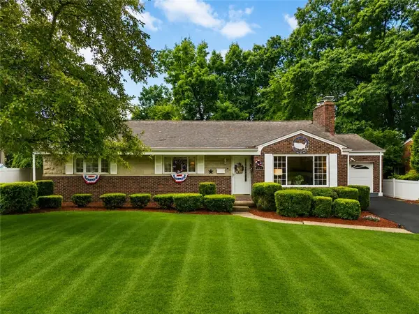221 Mclaughlin Drive, New Kensington, PA 15068
