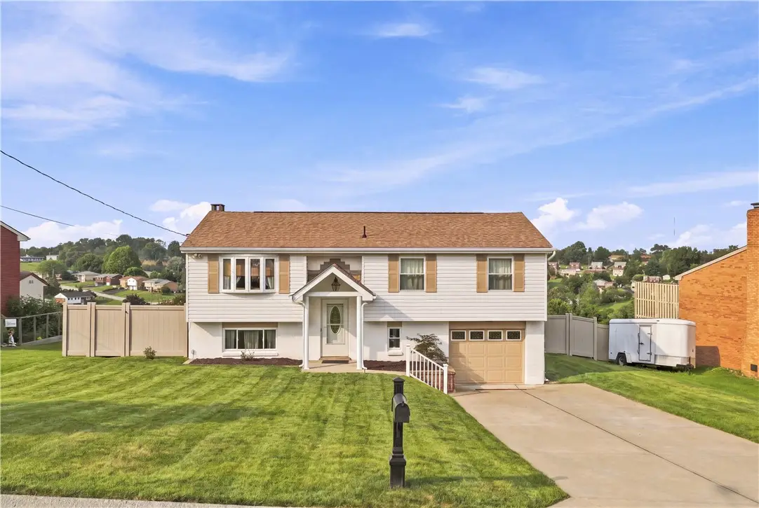 422 Highland Dr, Elizabeth, PA 15037 - #1