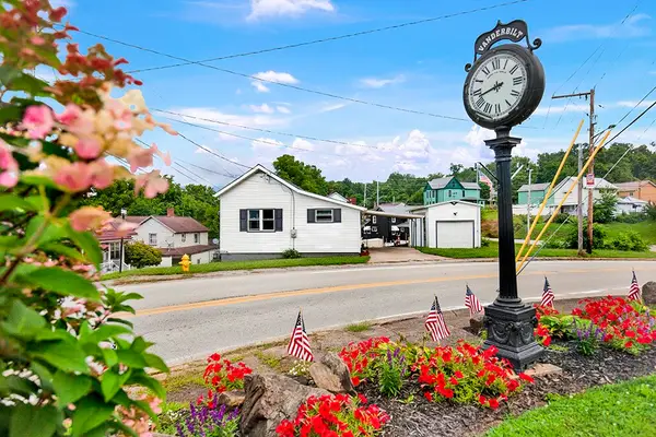 843 Main St, Vanderbilt, PA 15486