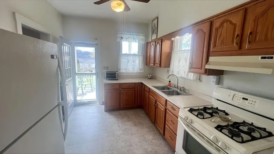 421 Argonne Drive, New Kensington, PA 15068 - #2