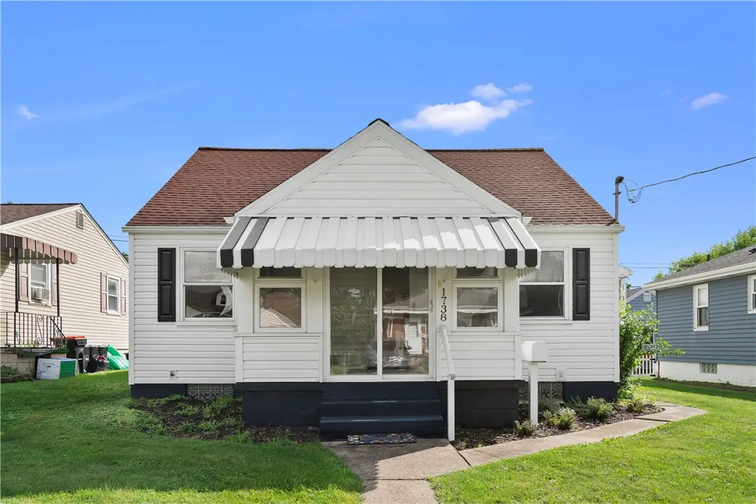 1738 Raymond Ave, Latrobe, PA 15650 - #1
