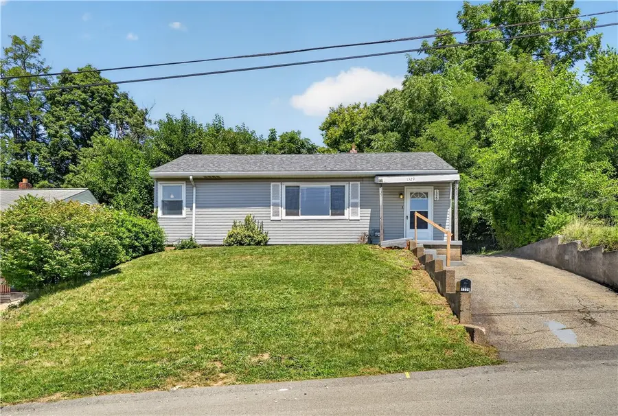 1329 New York Ave, Port Vue, PA 15133 - #2