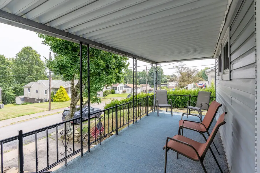 1923 Rhode Island Avenue, Aliquippa, PA 15001 - #3