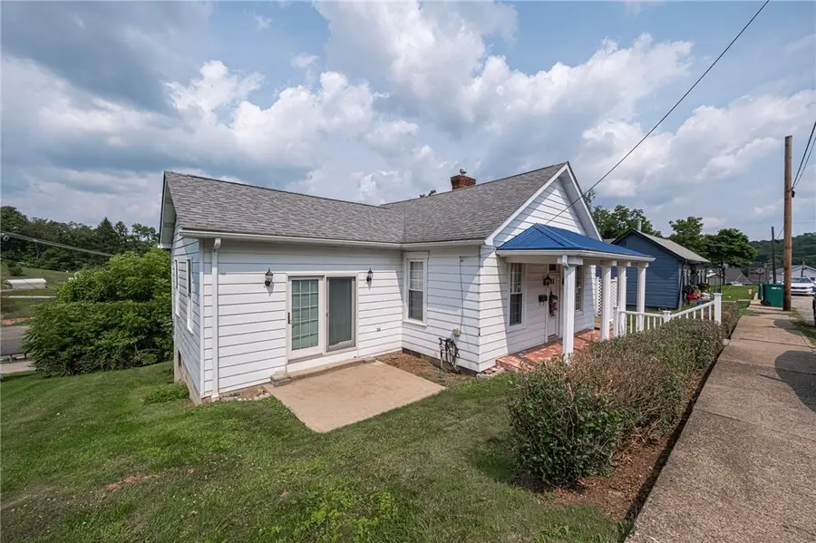 15 Florence Ave, Burgettstown, PA 15021 - #2