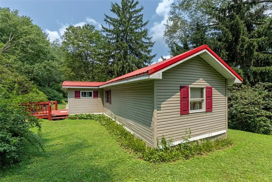 1021 Pine Blvd, Dunbar, PA 15431 - #3