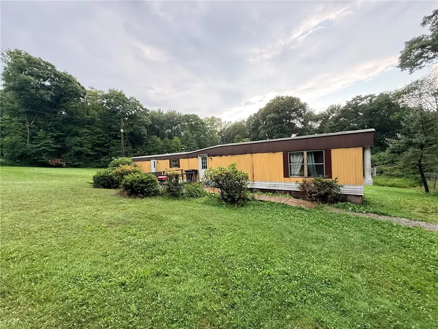 297 Steyer Rd, Mill Run, PA 15464 - #3