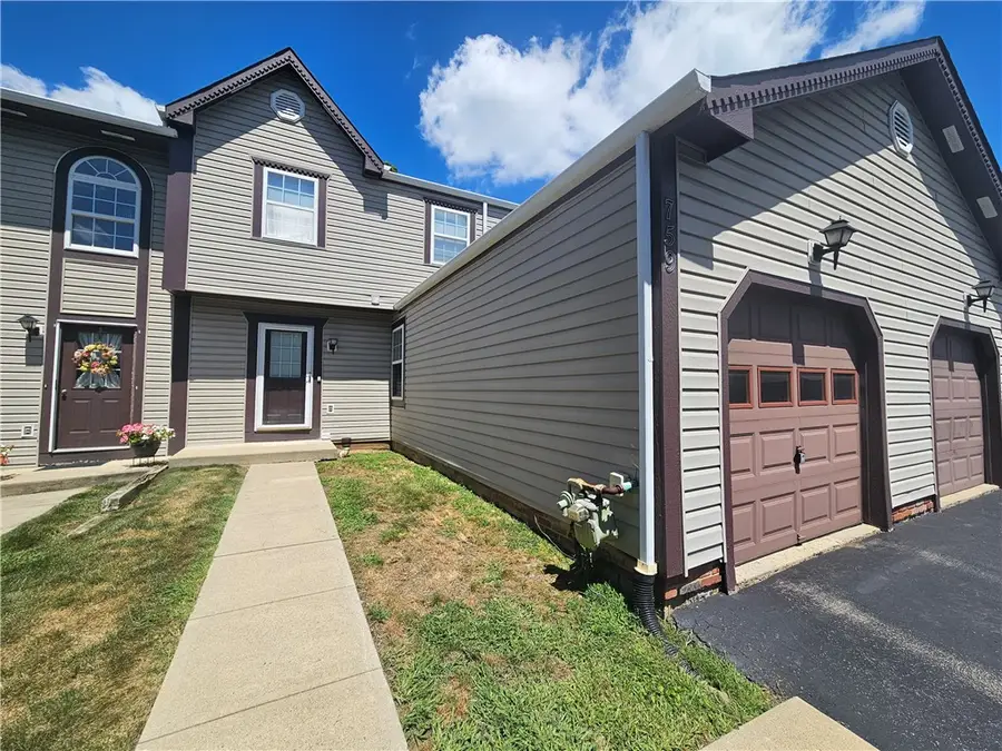 759 Sunset Cir, Cranberry, PA 16066 - #2