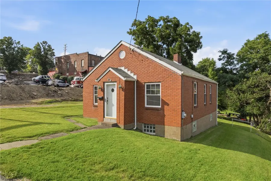 603 Vanadium Rd, Bridgeville, PA 15017 - #2