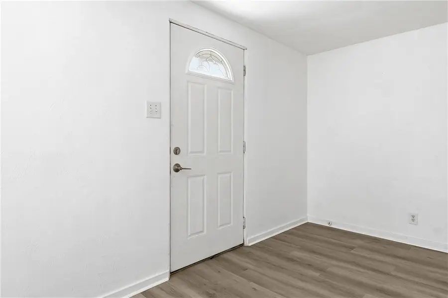 655 Mayville Avenue, Pittsburgh, PA 15226 - #3