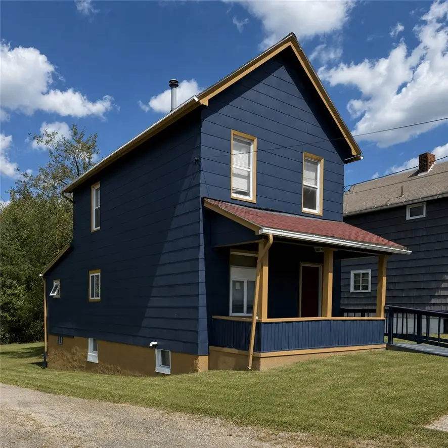 912 Negley Street, Farrell, PA 16121 - #1