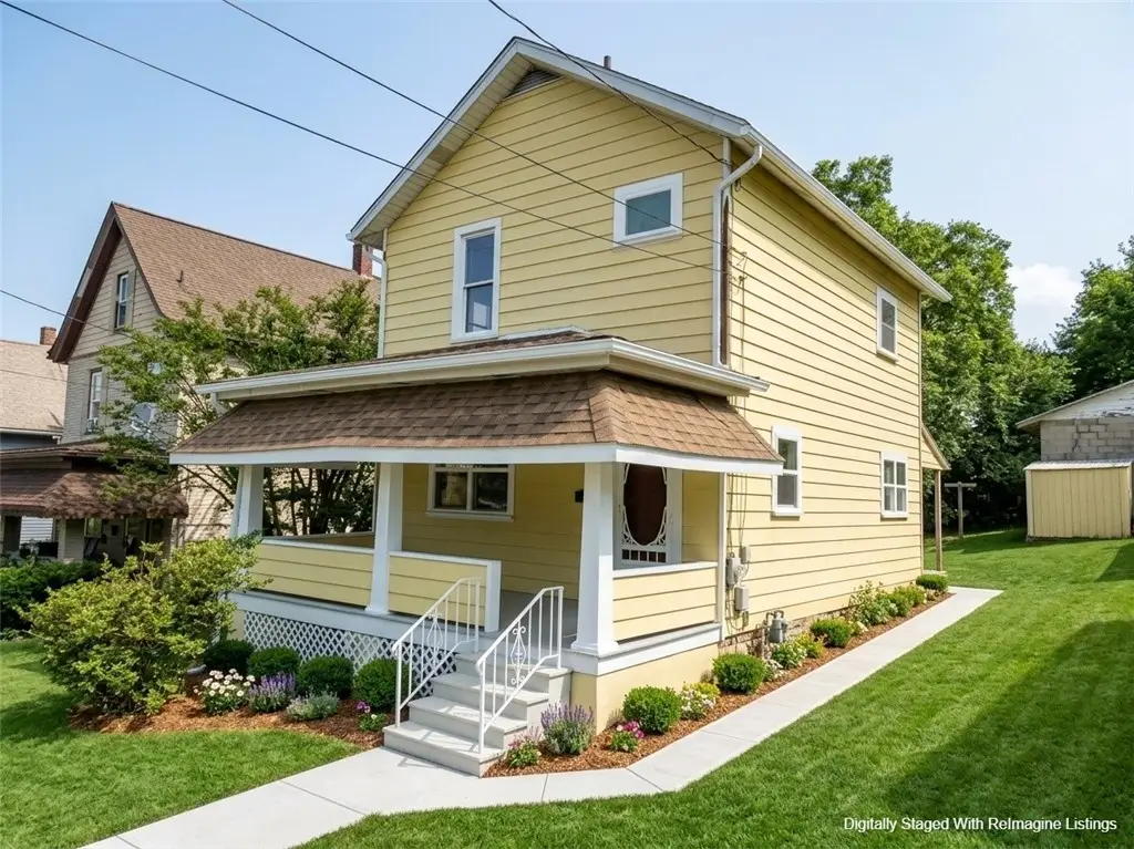 209 Park St, Derry, PA 15627 - #1