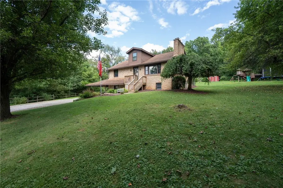 4290 State Route 982, Latrobe, PA 15650 - #2