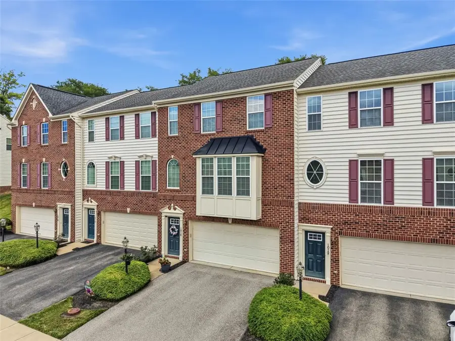 1014 Grey Fox Circle, Bridgeville, PA 15017 - #2