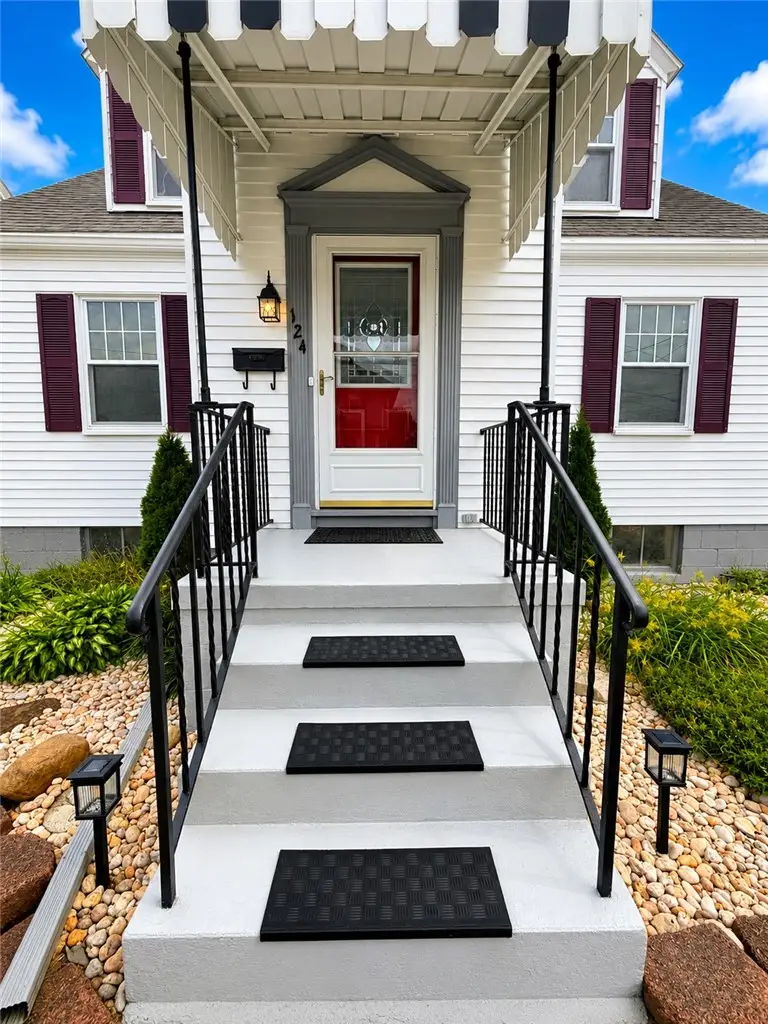 124 Moore Ave, Uniontown, PA 15401 - #2