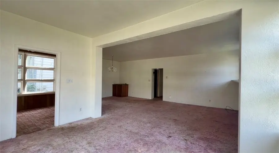 357 Keystone Drive, New Kensington, PA 15068 - #2