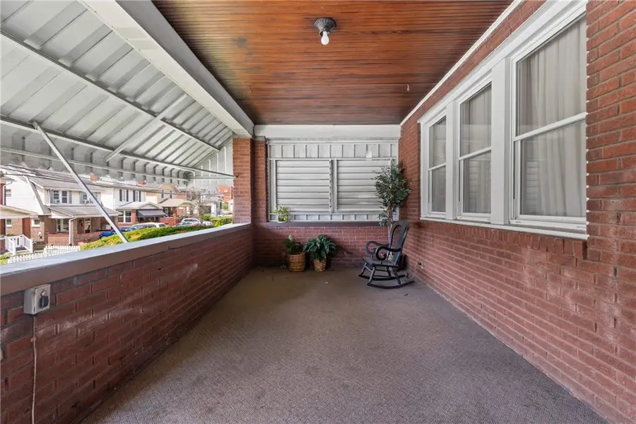 1035 Woodbourne Ave, Pittsburgh, PA 15226 - #2