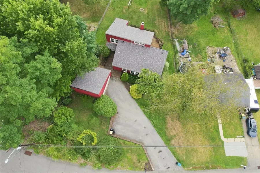 126 Pinewood Drive, Bridgeville, PA 15017 - #2