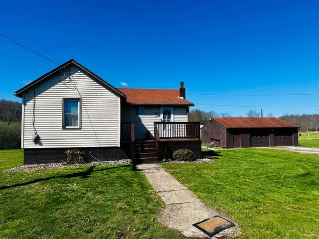 101 Center Avenue, Dry Tavern, PA 15357 - #1