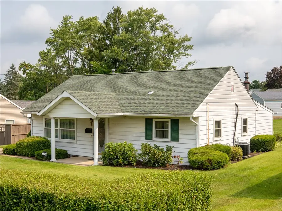 1916 South Dr, Aliquippa, PA 15001 - #2