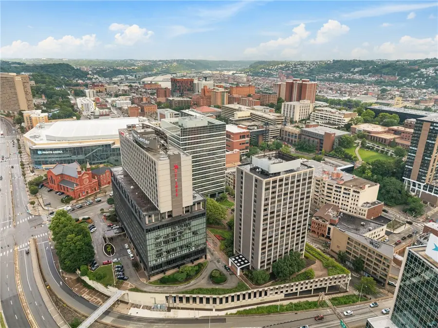 112 Washington Pl #6A, Pittsburgh, PA 15219 - #2