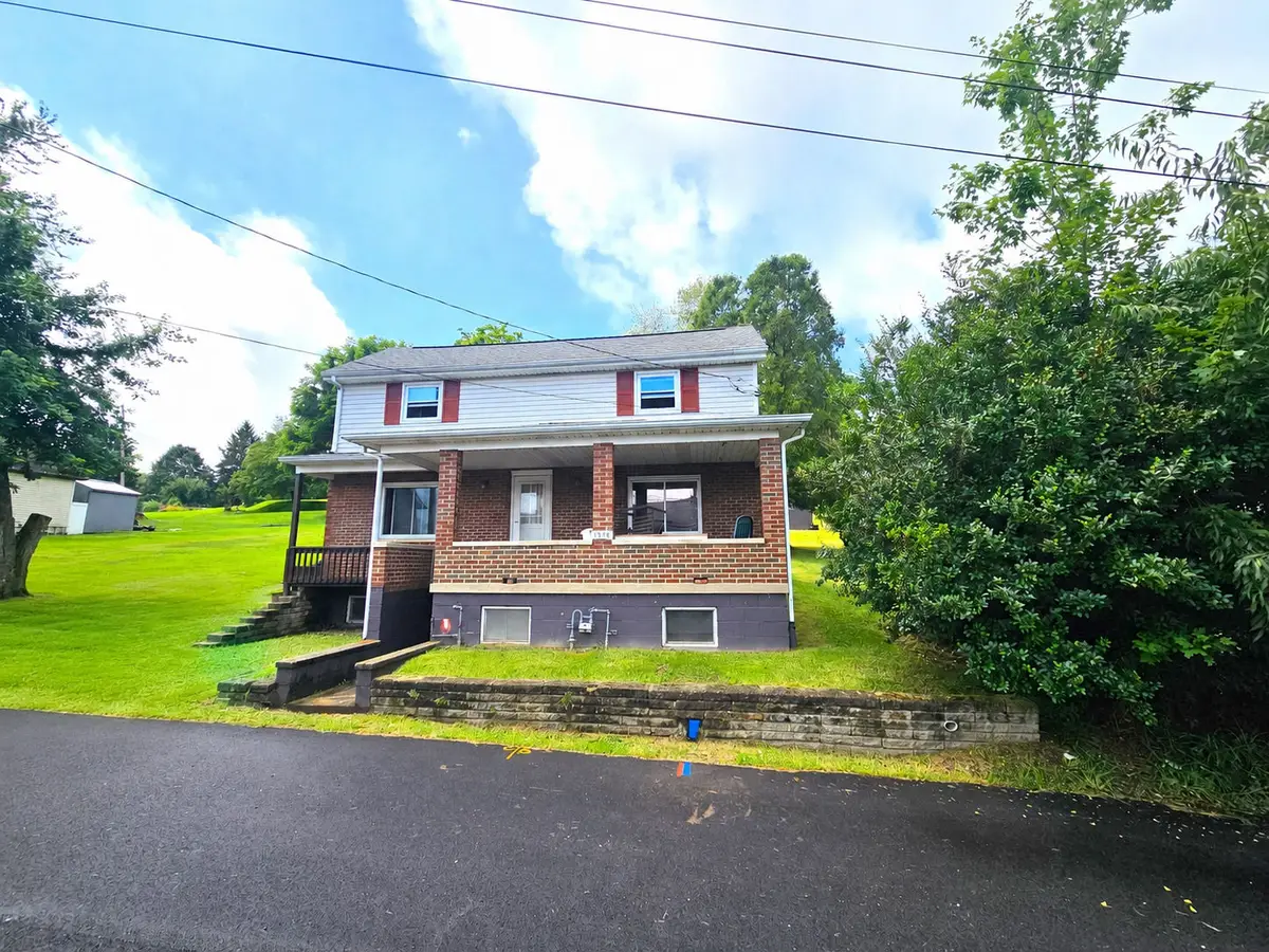 1546 North Avenue, Leechburg, PA 15656 - #1