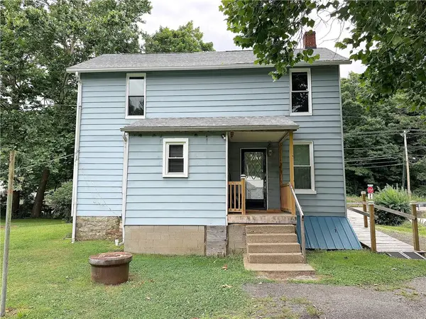 561 Chestnut Ridge Rd, Latrobe, PA 15650