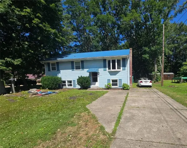 470 Glenridge Rd, Erie, PA 16509