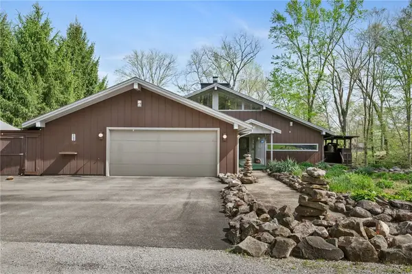 3132 Lake Road, New Castle, PA 16102