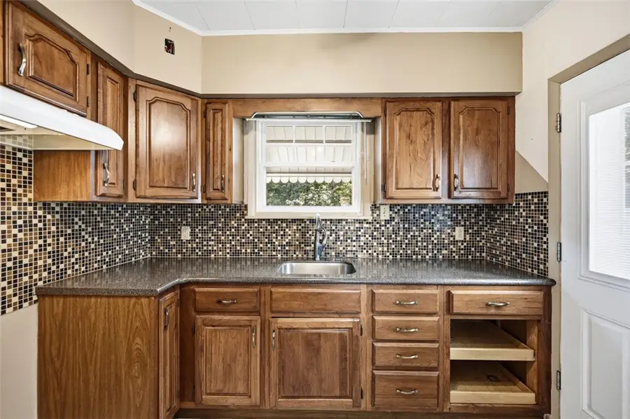 807 Norwood Avenue, Pittsburgh, PA 15202 - #3