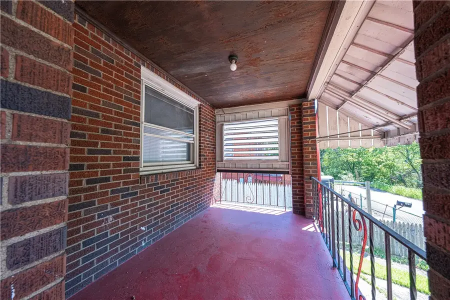 127 Waddell Ave, Clairton, PA 15025 - #3